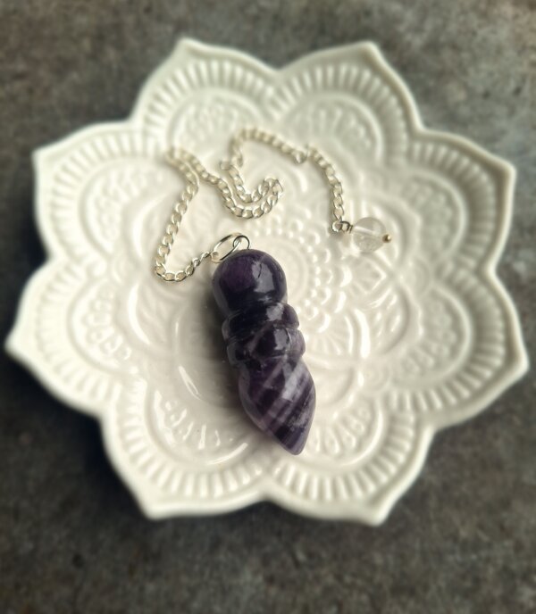 Pendule Egyptien en Améthyste chevron