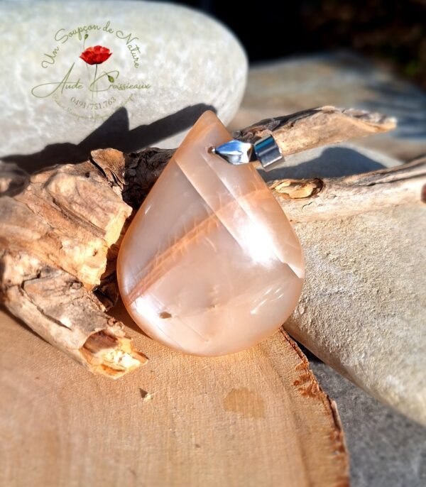 Pendentif  Pierre de lune orangée "goutte"